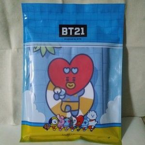 BT21 x Innisfree Towel Set (BTS)